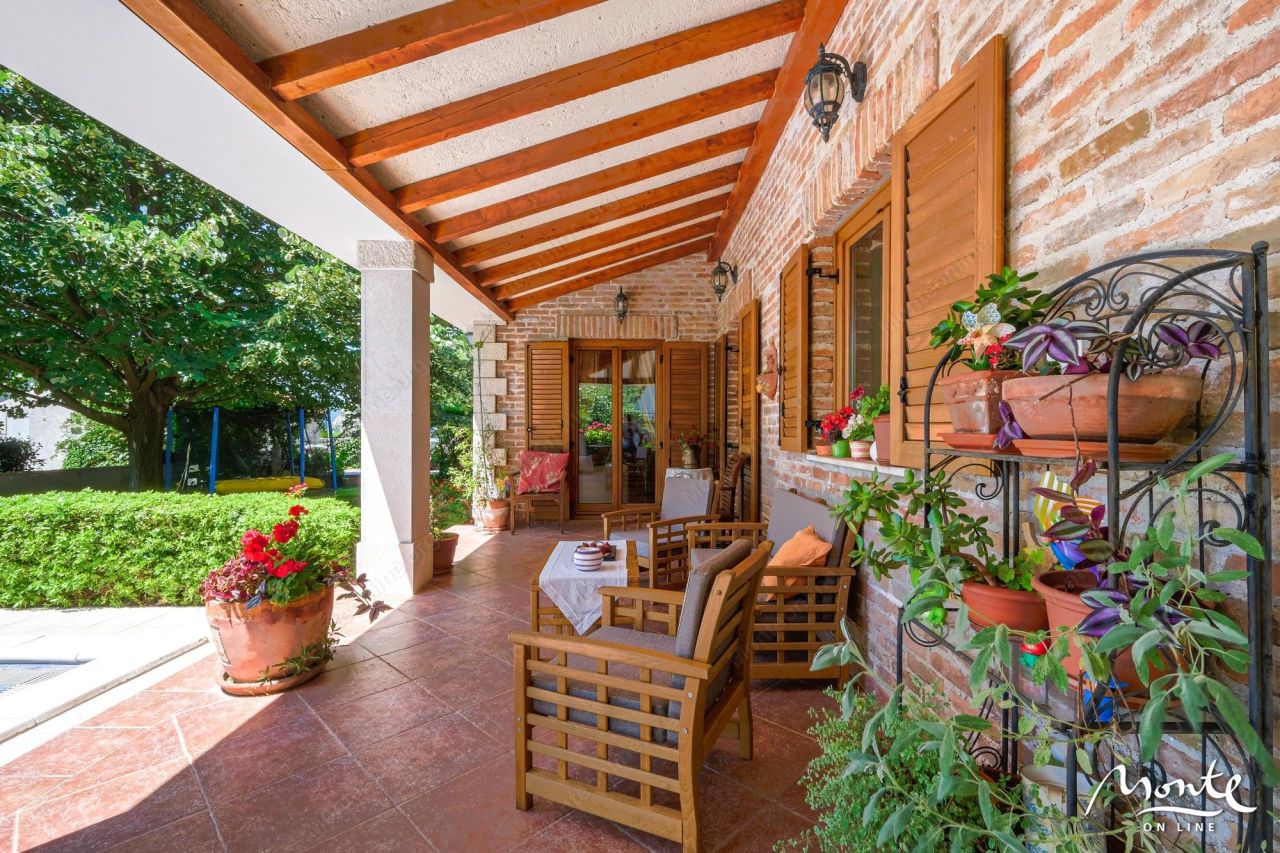 Villa en Orahovac, Montenegro, 305 m² - imagen 9