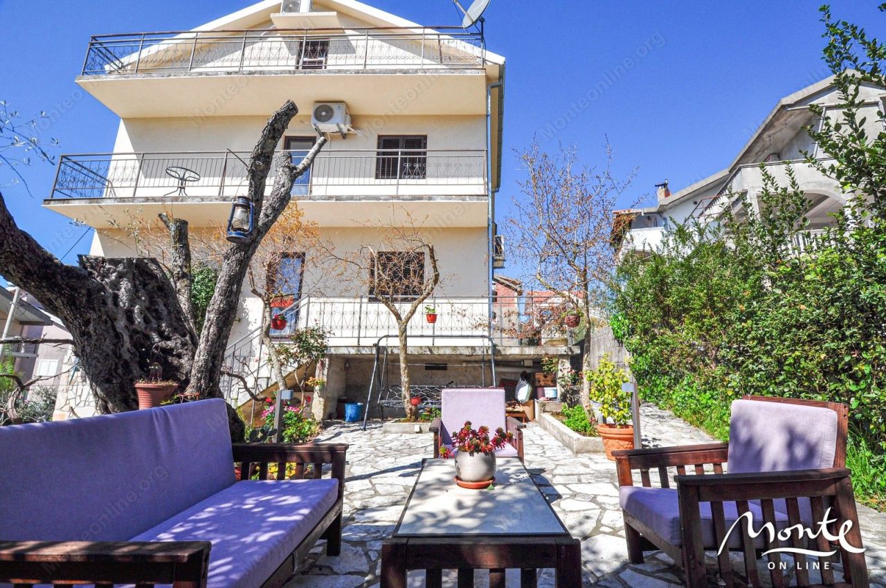 Villa a Tivat, Montenegro, 525 m² - foto 9