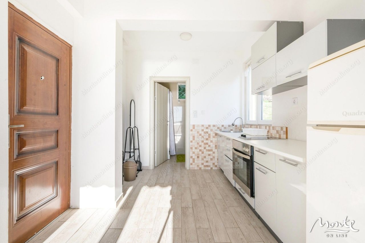 Apartamento en Kumbor, Montenegro, 52 m² - imagen 9