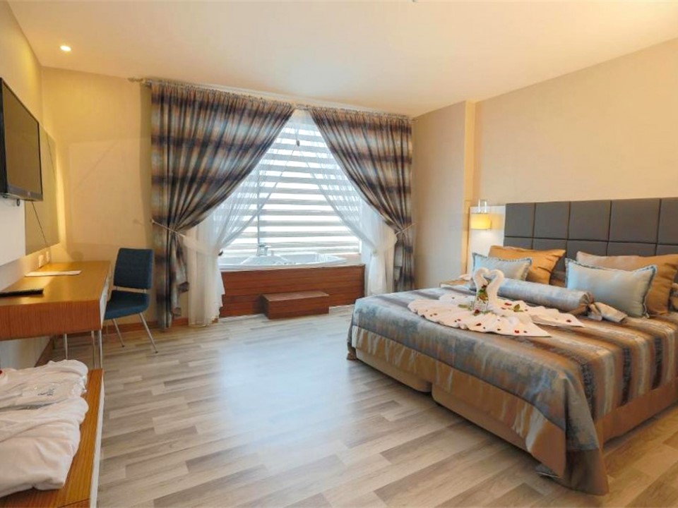 Hotel in Alanya, Türkei, 11 000 m² - Foto 1