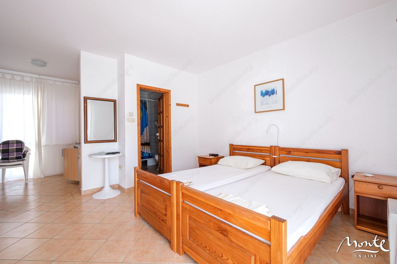 Villa a Becici, Montenegro, 195 m² - foto 10