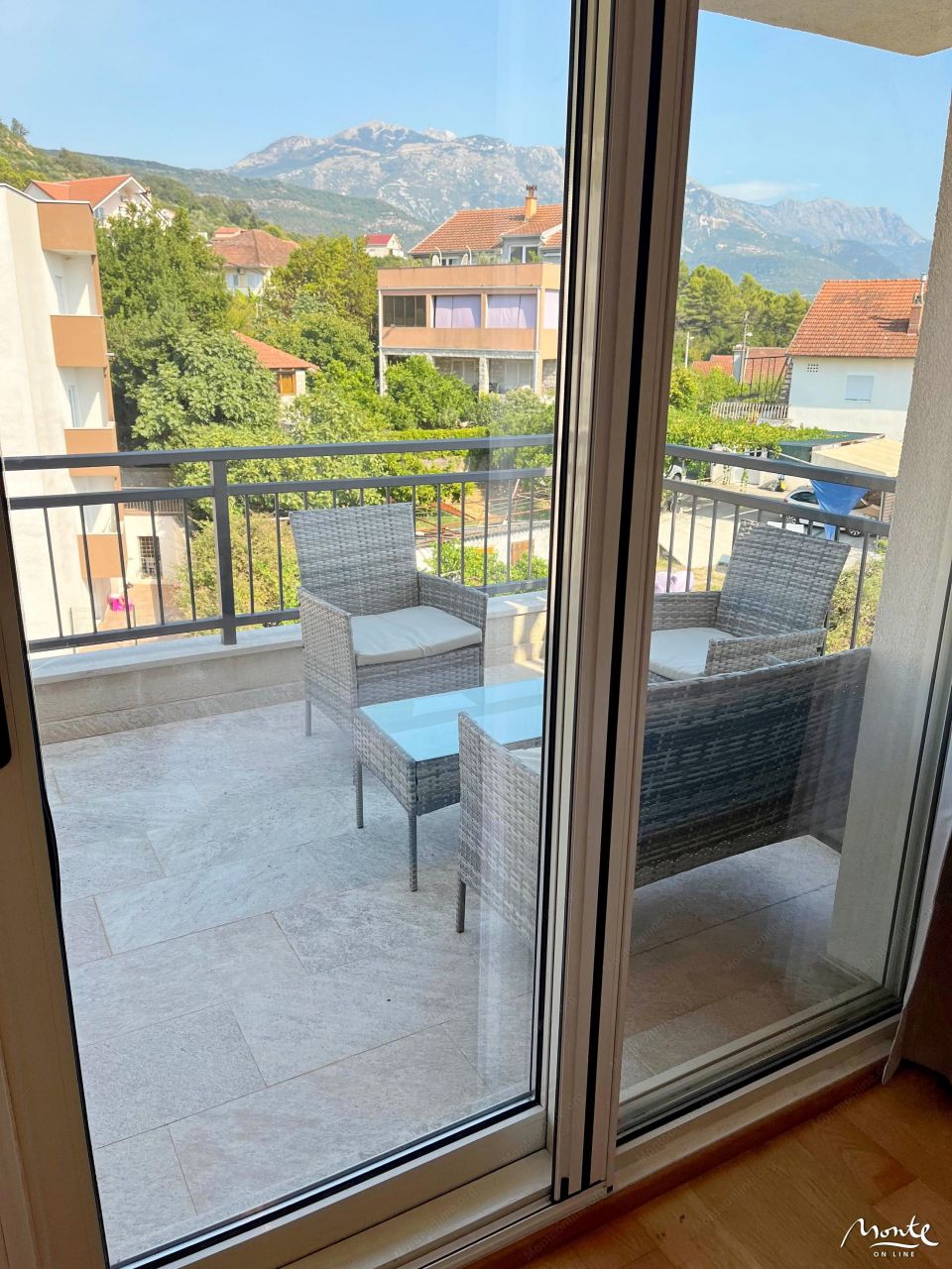 Apartment in Tivat, Montenegro, 99 m² - picture 10