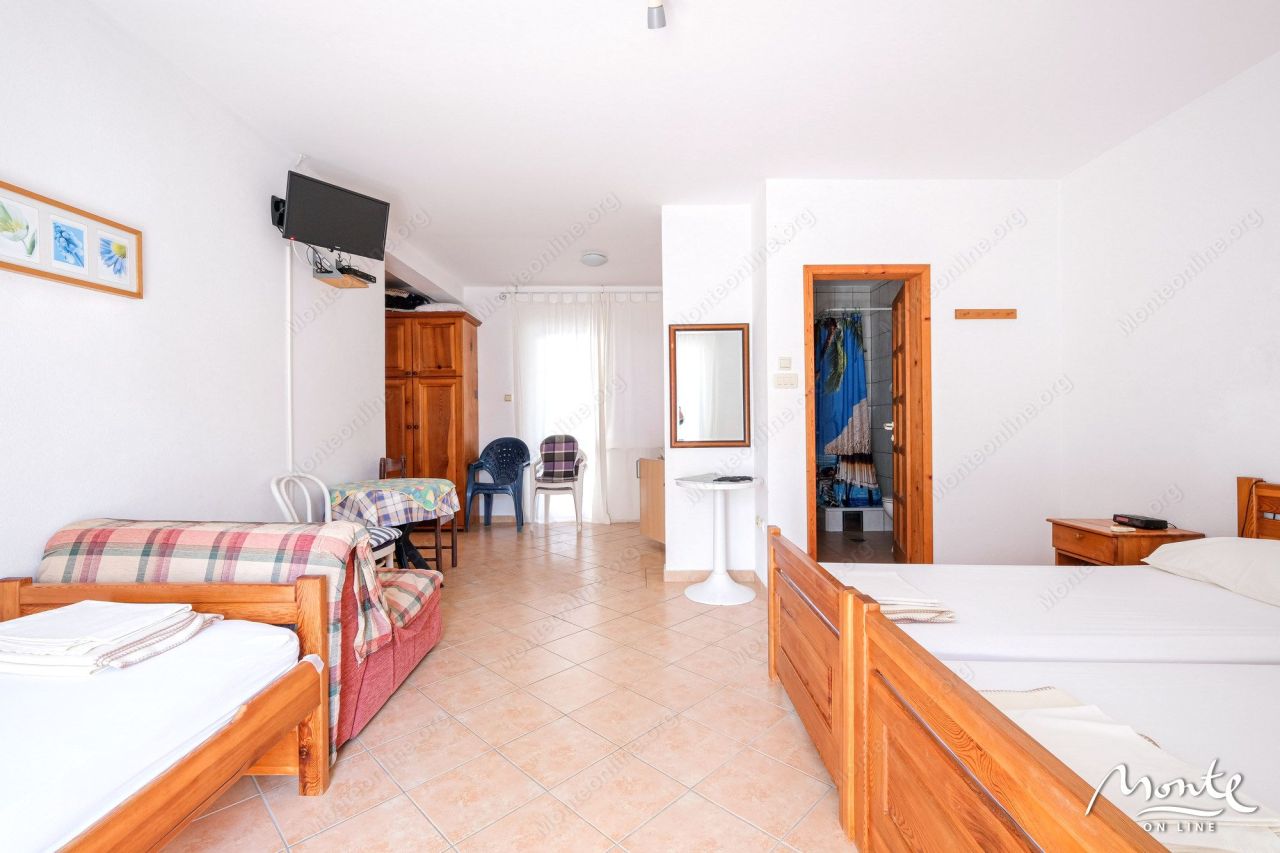 Villa a Becici, Montenegro, 195 m² - foto 11