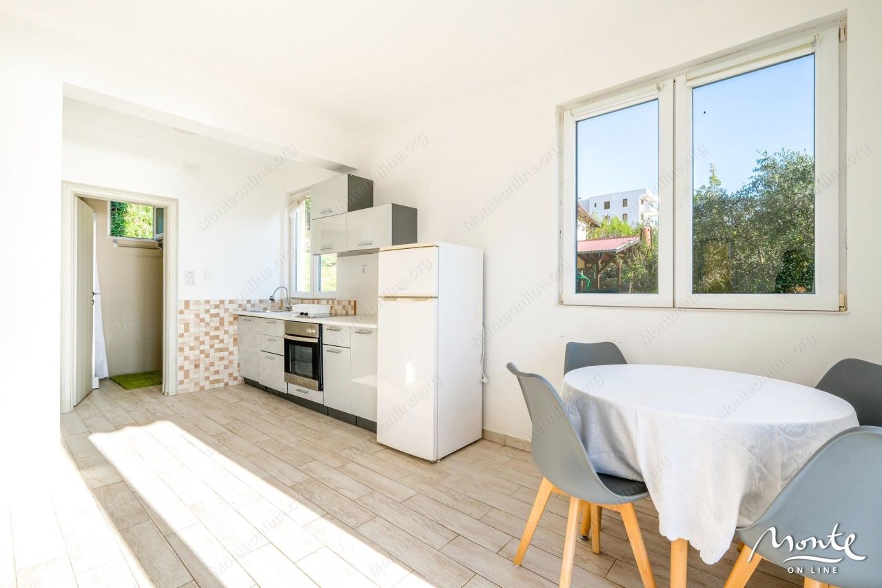 Apartamento en Kumbor, Montenegro, 52 m² - imagen 11