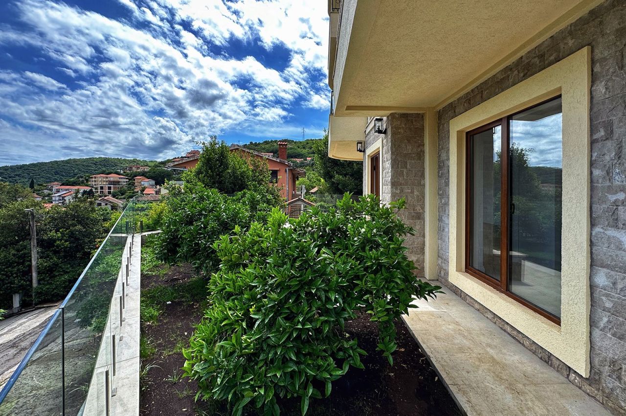 Apartamento en Kamenari, Montenegro, 59.46 m² - imagen 12