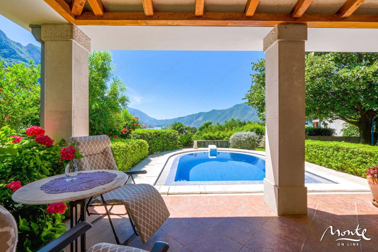 Villa en Orahovac, Montenegro, 305 m² - imagen 12