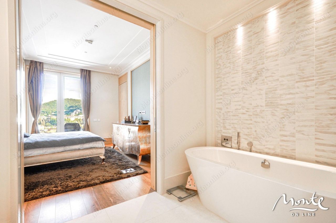 Apartment in Tivat, Montenegro, 69 m² - picture 12