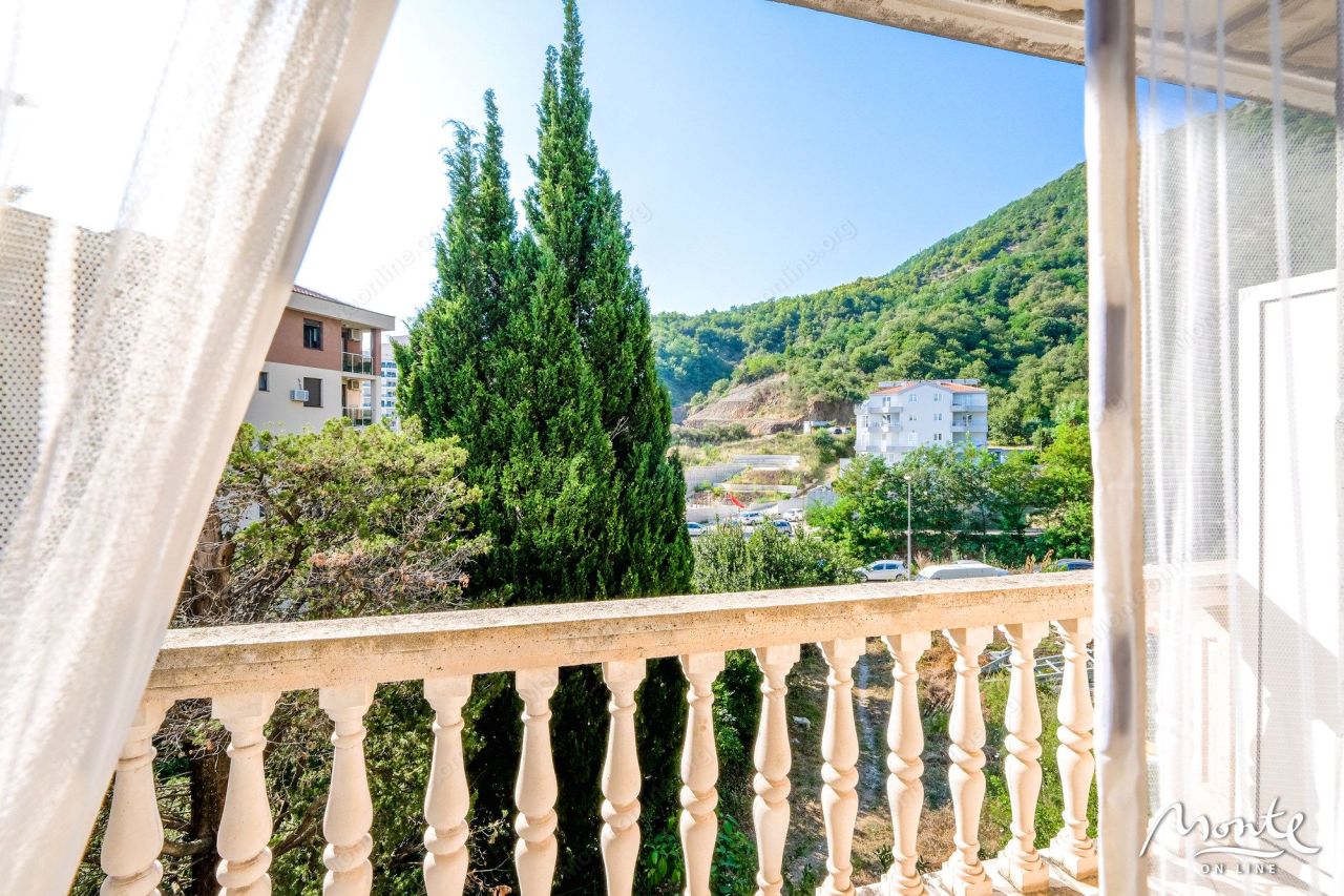 Villa a Becici, Montenegro, 195 m² - foto 13