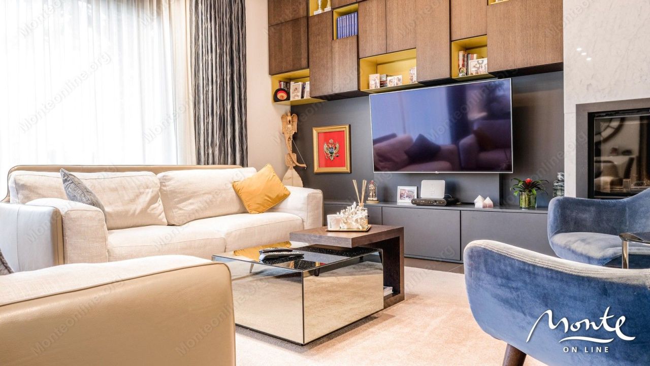 Villa in Dobrota, Montenegro, 210 m² - picture 13