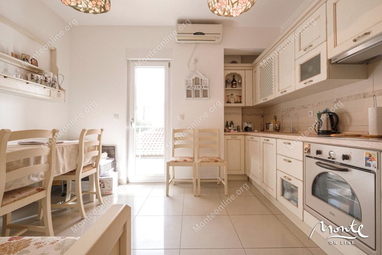 Apartment in Budva, Montenegro, 64 m² - Foto 14