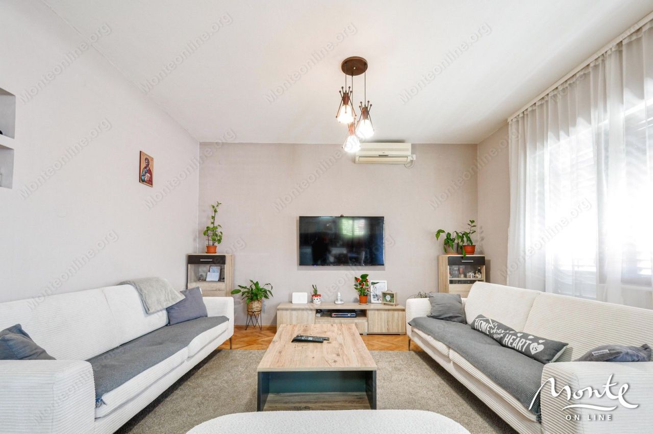 Villa a Tivat, Montenegro, 525 m² - foto 14