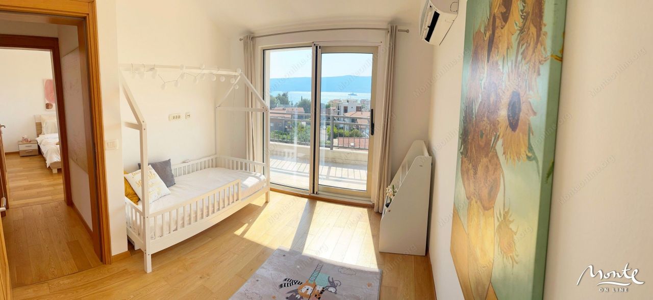 Apartment in Tivat, Montenegro, 99 m² - picture 14