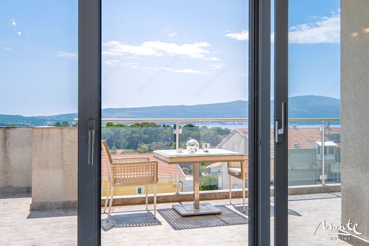 Appartamenti a Tivat, Montenegro, 116 m² - foto 14