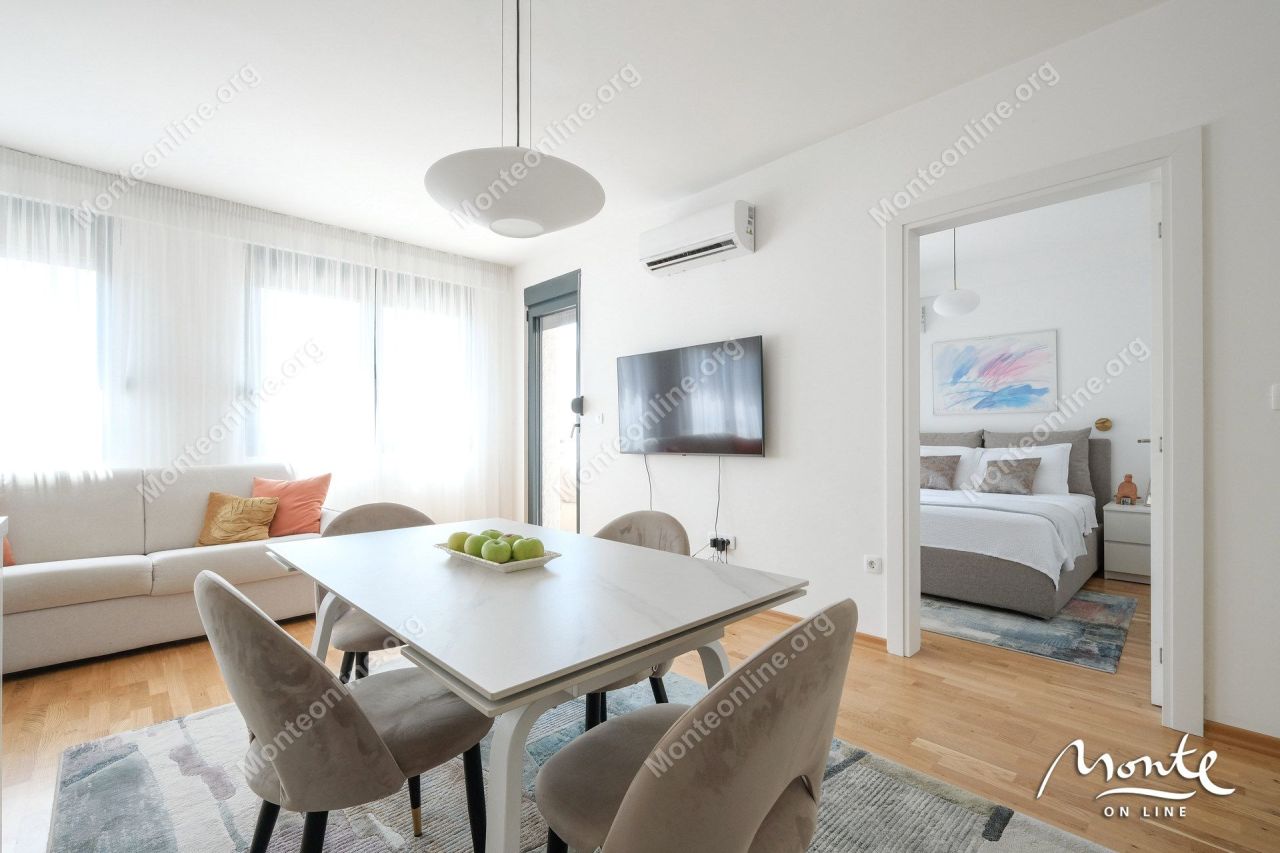 Apartment in Tivat, Montenegro, 63 m² - picture 14