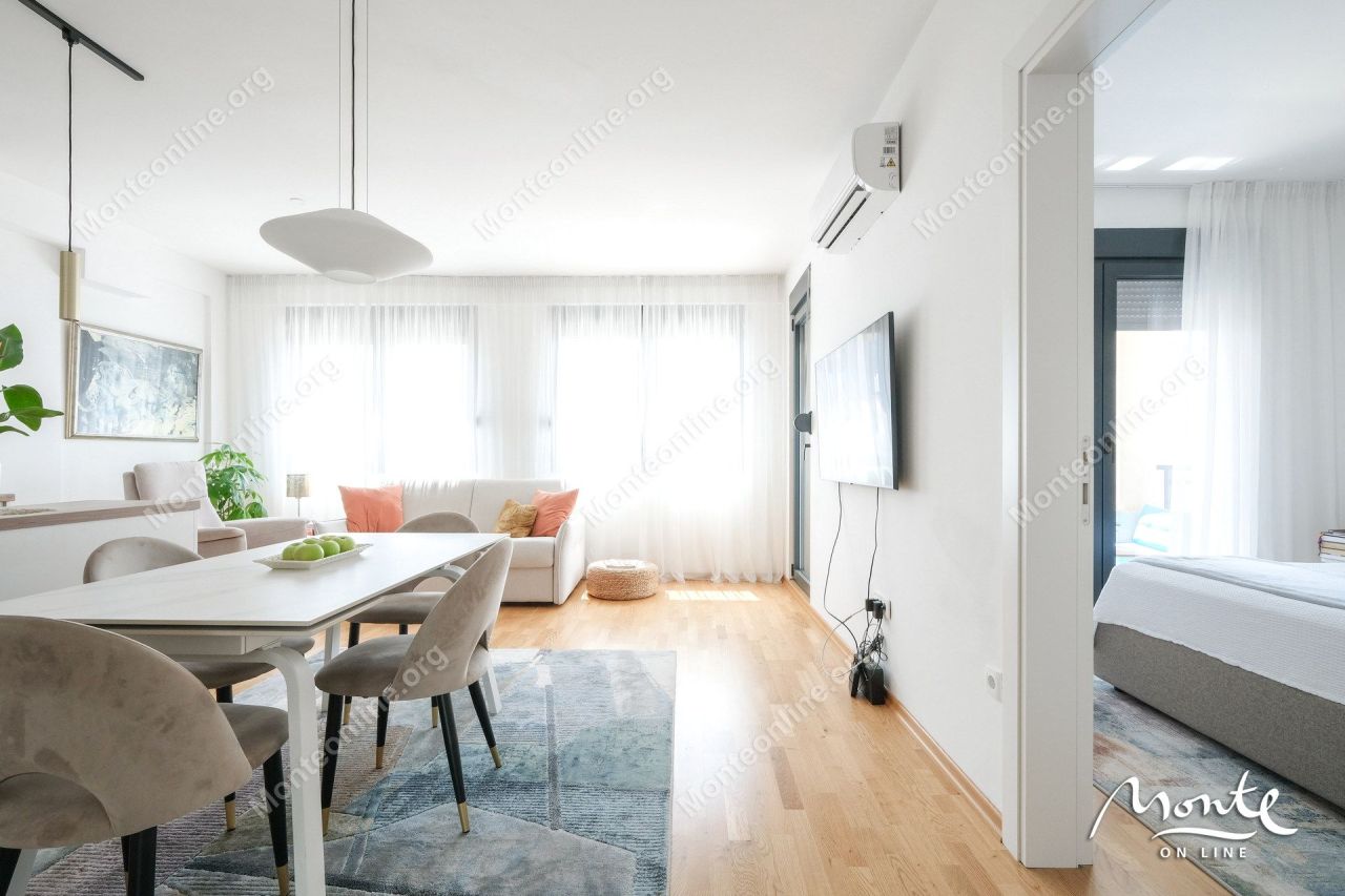 Apartment in Tivat, Montenegro, 63 m² - picture 15