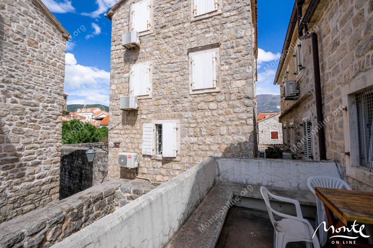 Villa a Budva, Montenegro, 91 m² - foto 16