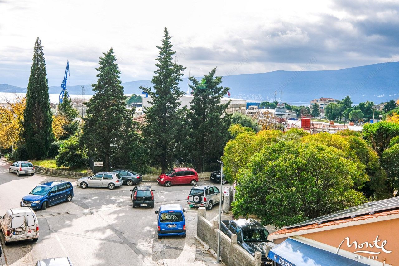 Apartment in Bijela, Montenegro, 64 m² - Foto 17