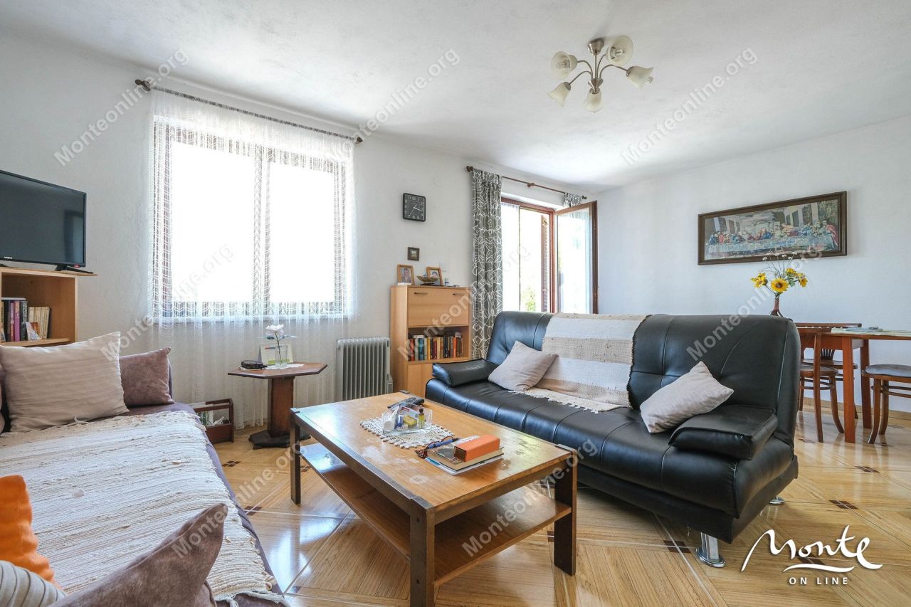 Villa à Tivat, Monténégro, 116 m² - image 17