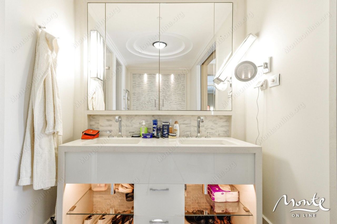 Apartment in Tivat, Montenegro, 69 m² - picture 17