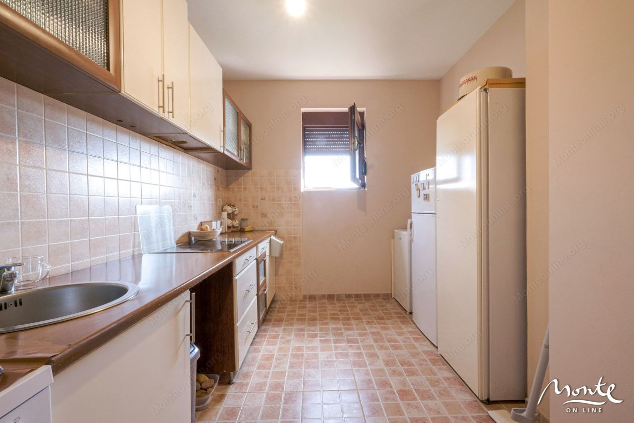 Villa au Bar, Monténégro, 280 m² - image 17