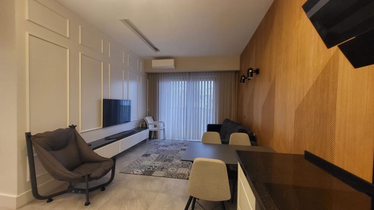 Flat in Alanya, Turkey, 55 m² - picture 1