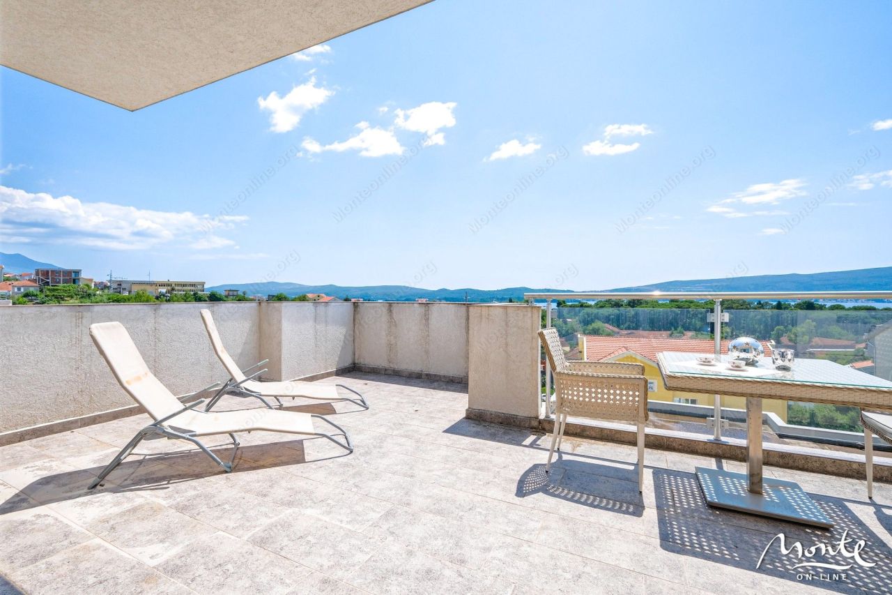 Appartamenti a Tivat, Montenegro, 116 m² - foto 17