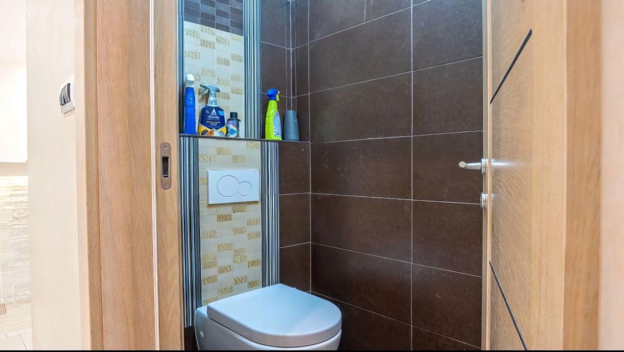 Apartment in Budva, Montenegro, 80 m² - picture 18