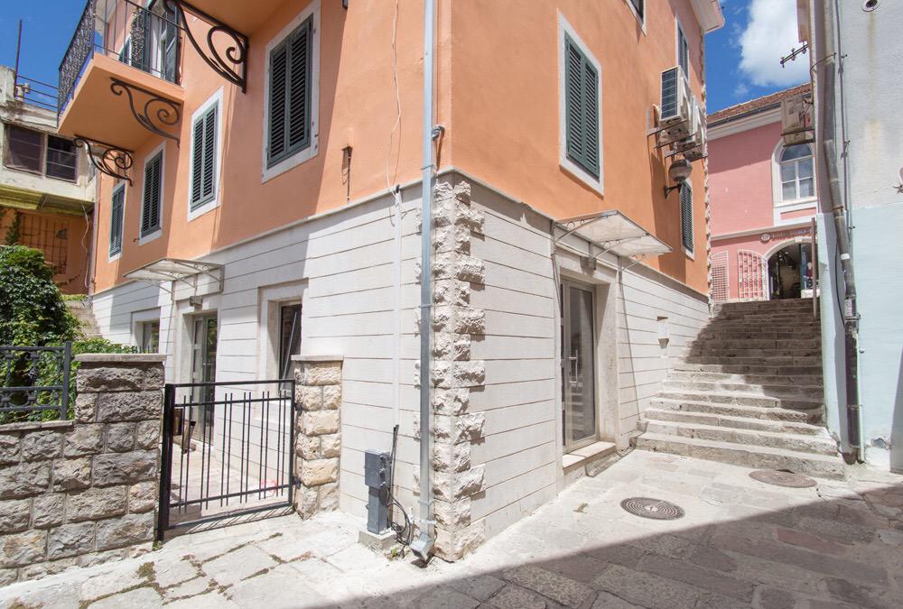 Hotel en Herceg-Novi, Montenegro, 100 m² - imagen 19