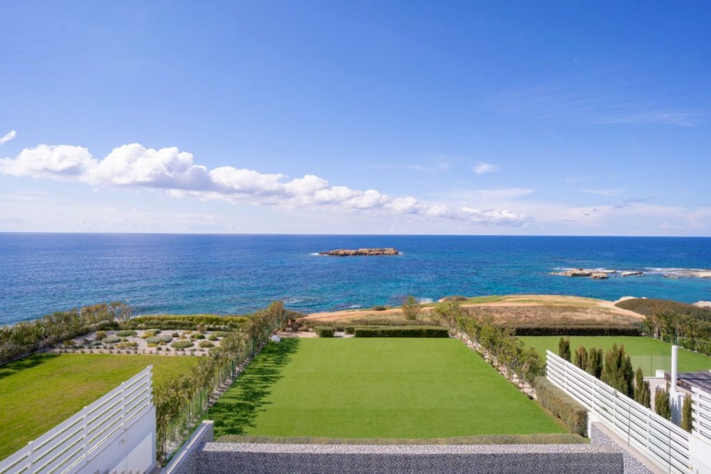 Piso en Pafos, Chipre, 375 m² - imagen 1