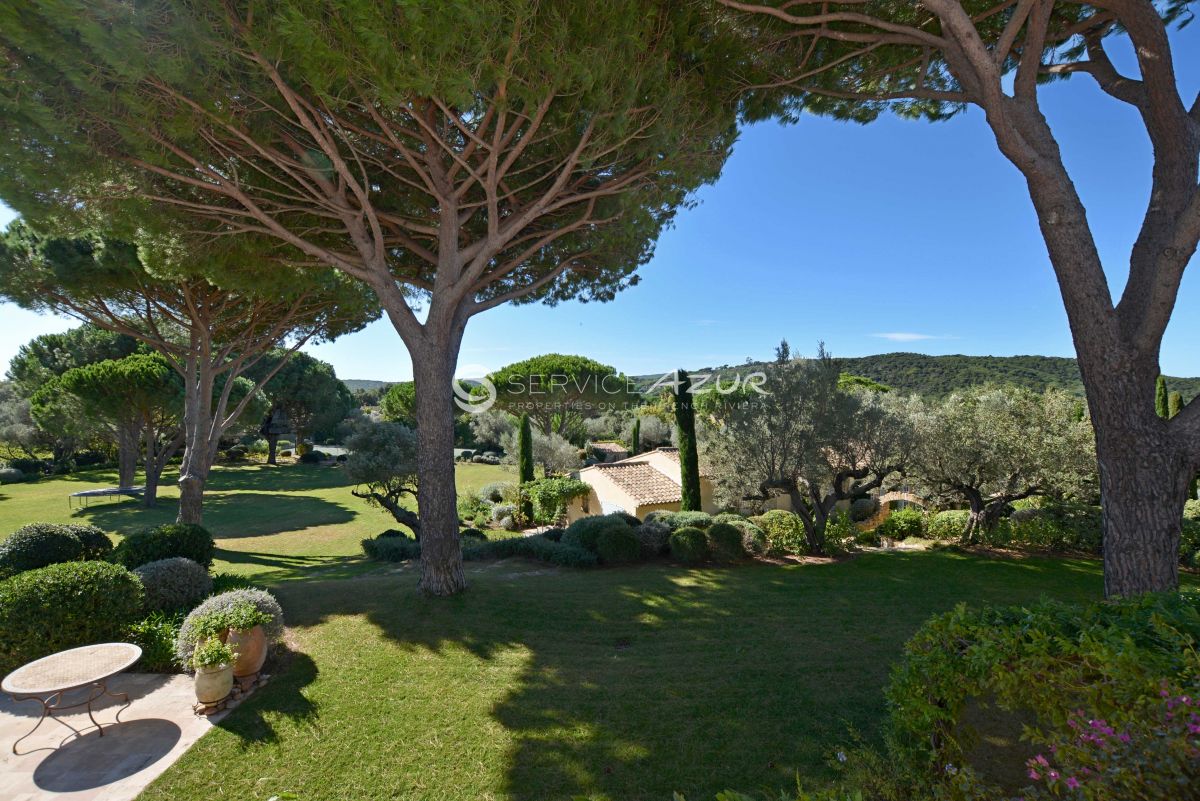 Villa à Saint-Tropez, France, 1 018 m² - image 12
