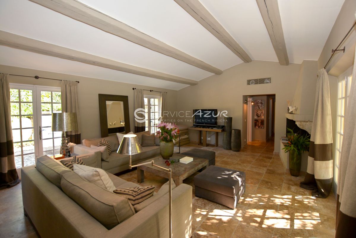 Villa à Saint-Tropez, France, 1 018 m² - image 14