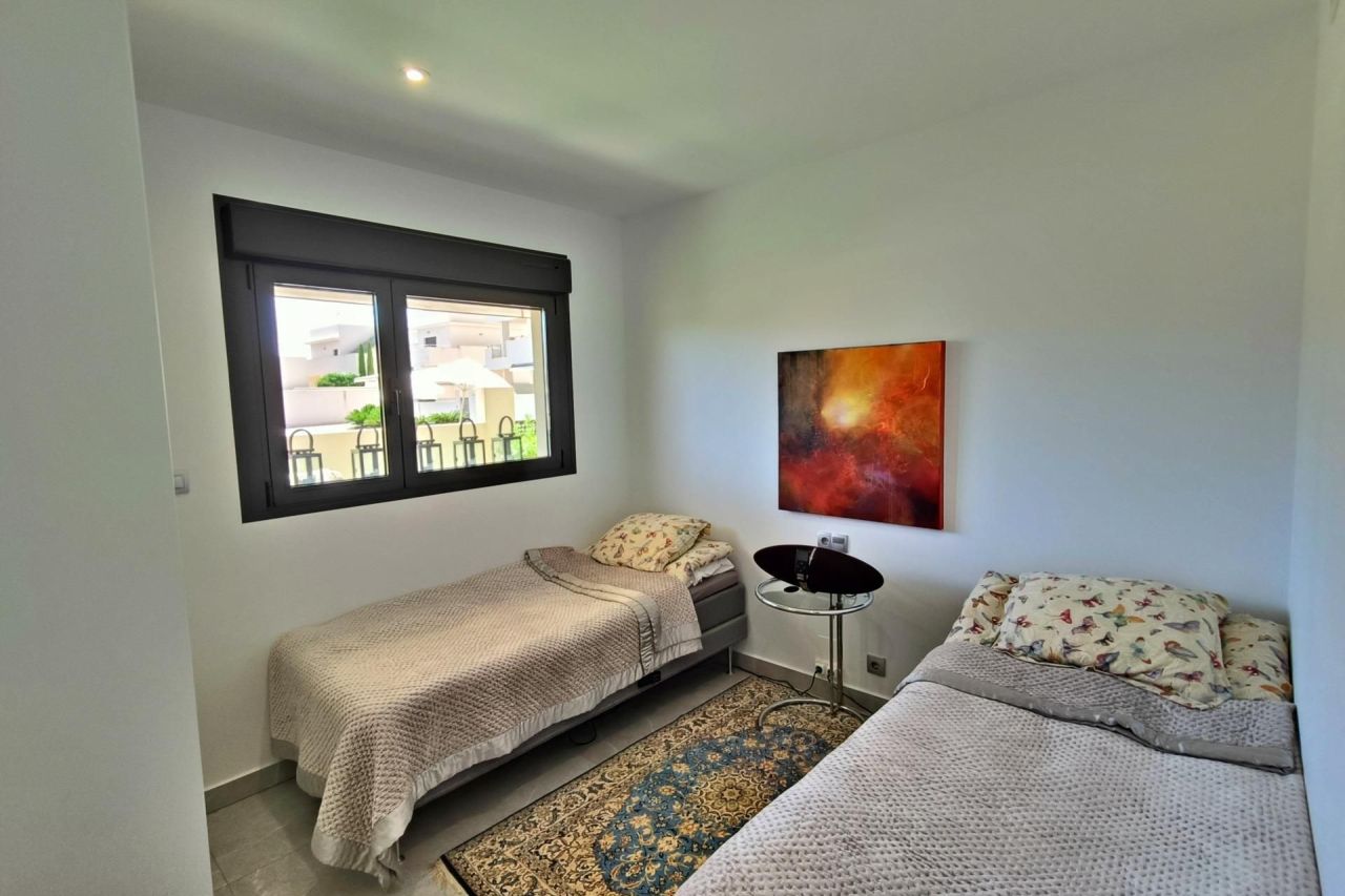 Apartment in Orihuela, Spain, 120 m² - picture 15