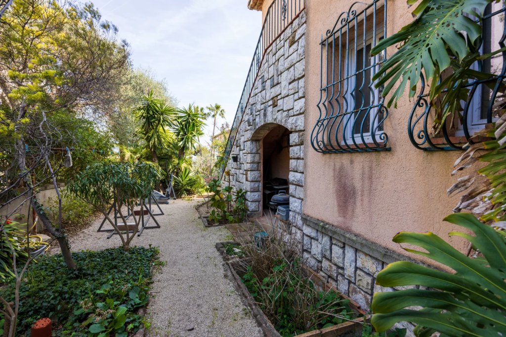 House in Saint-Jean-Cap-Ferrat, France, 300 m² - picture 4