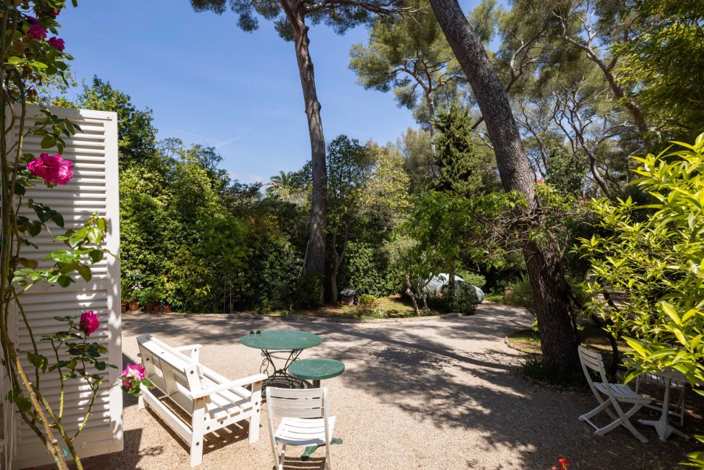 Villa à Saint-Jean-Cap-Ferrat, France, 225 m² - image 3