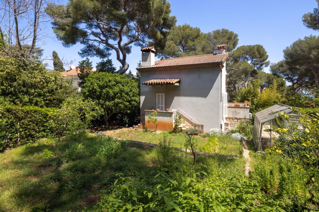 Villa à Saint-Jean-Cap-Ferrat, France, 225 m² - image 2