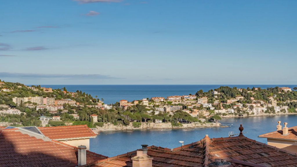 Apartment in Villefranche-sur-Mer, France, 99 m² - picture 3