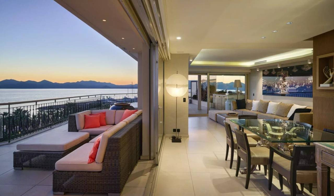 Penthouse in Cannes, France, 158 m² - picture 7