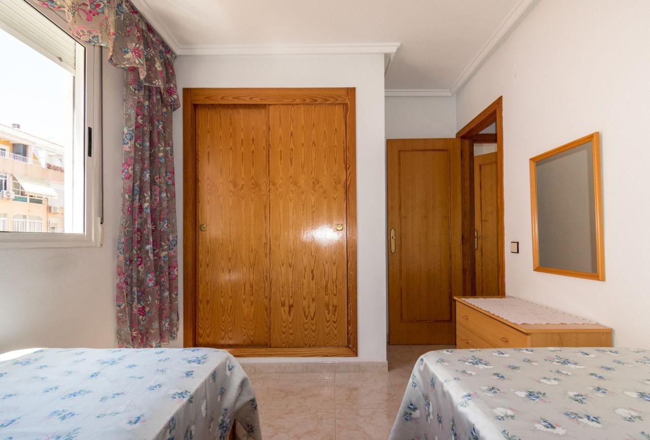 Flat in Torrevieja, Spain, 59 m² - picture 10