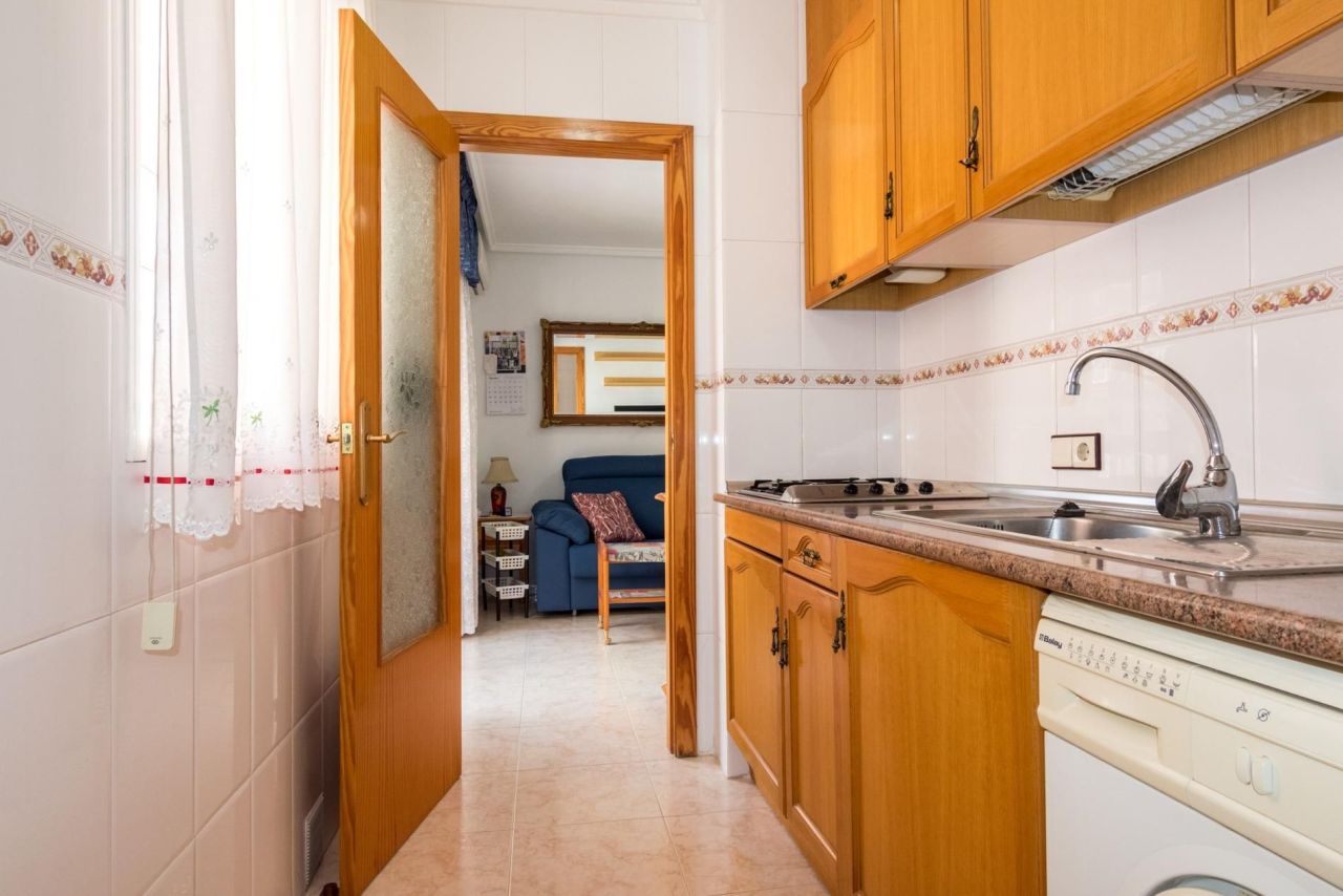 Flat in Torrevieja, Spain, 59 m² - picture 8