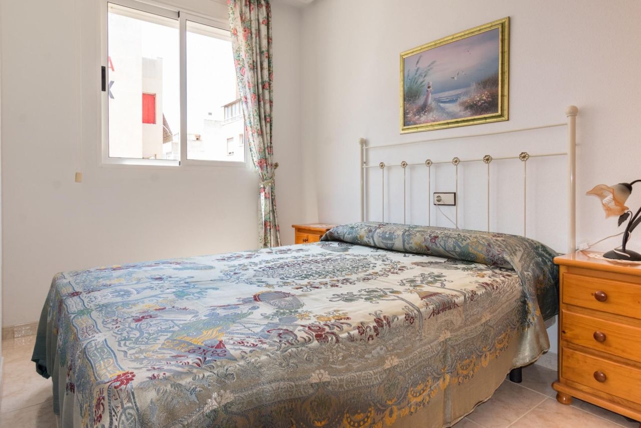 Flat in Torrevieja, Spain, 59 m² - picture 14