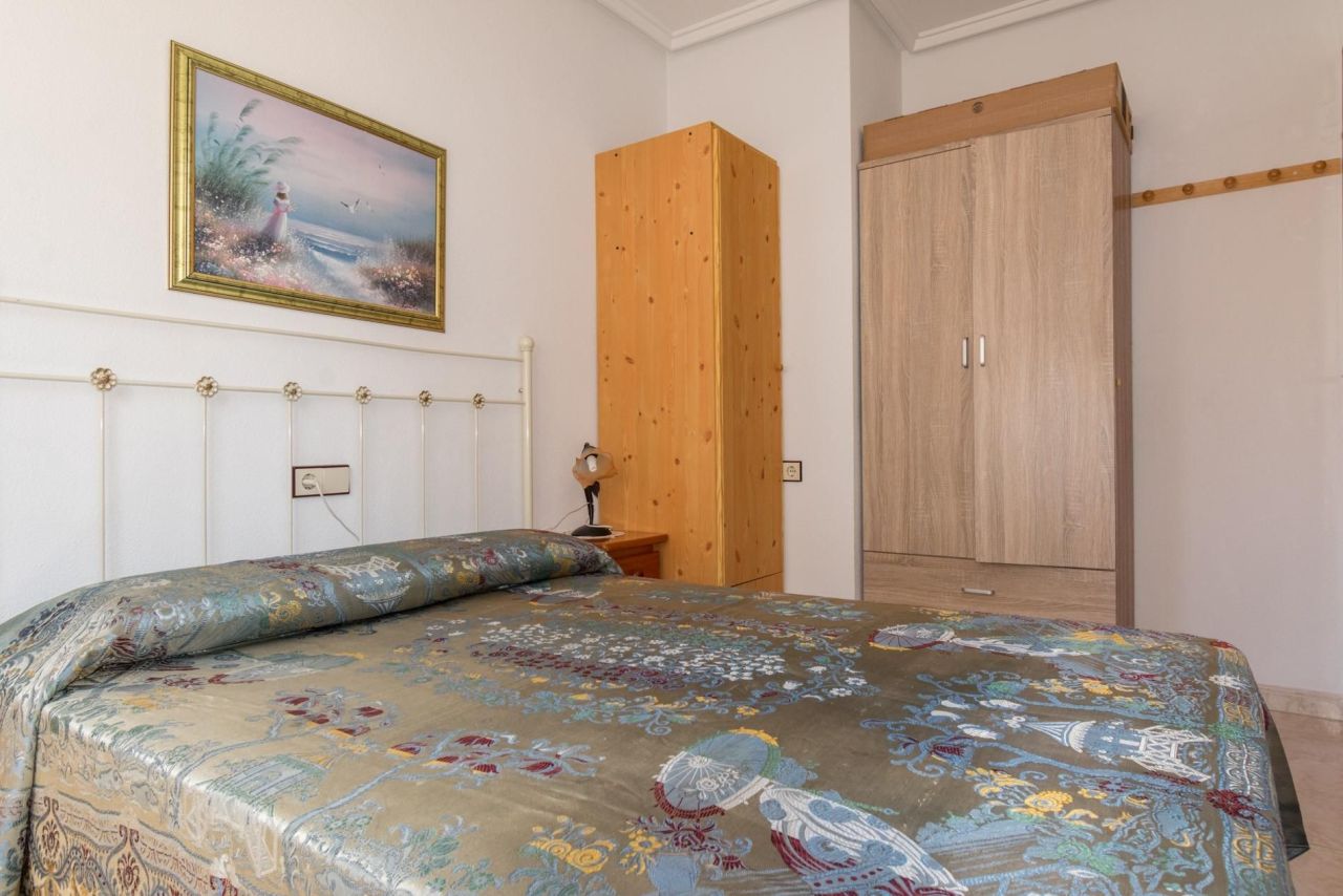 Flat in Torrevieja, Spain, 59 m² - picture 15