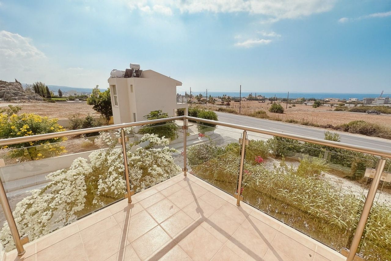 Villa in Paphos, Cyprus, 154 m² - picture 3