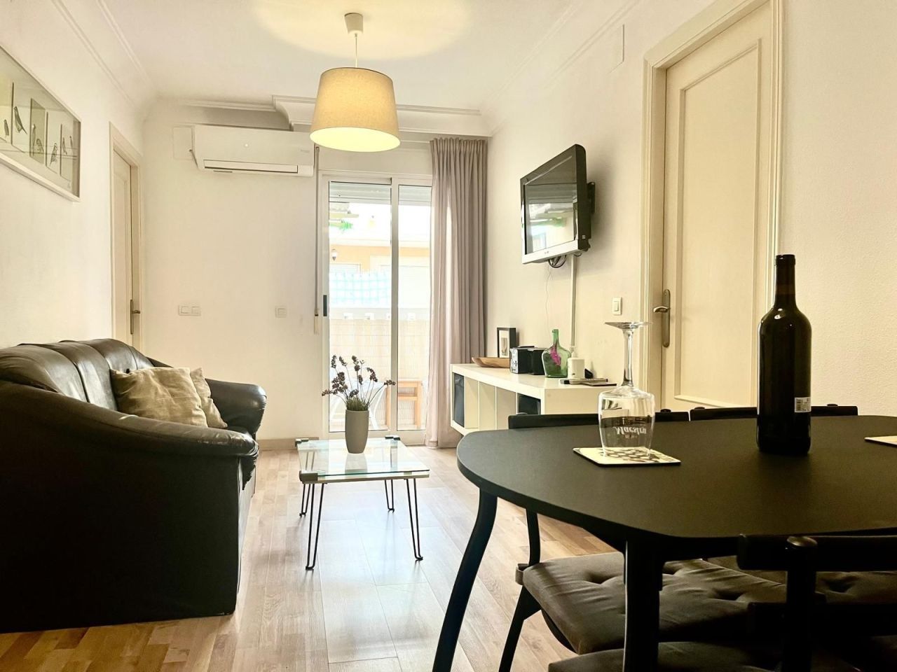 Flat in Torrevieja, Spain, 61 m² - picture 1