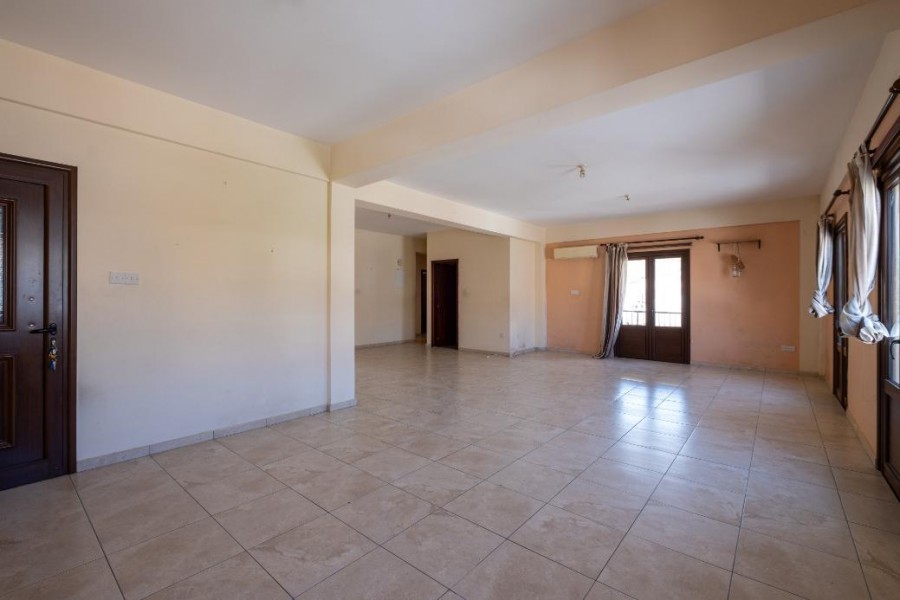 Proprietà commerciale a Larnaca, Cipro - foto 10