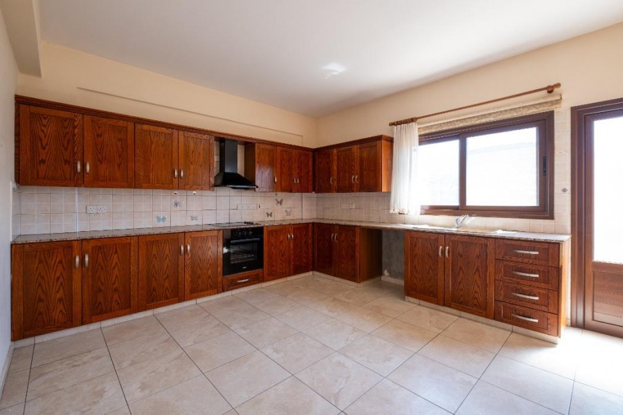 Proprietà commerciale a Larnaca, Cipro - foto 13