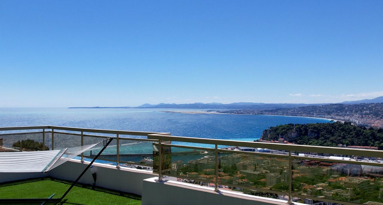 Villa in Nizza, Frankreich, 267 m² - Foto 1