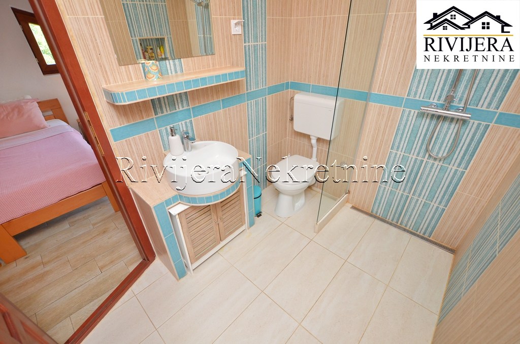 Casa a Herceg-Novi, Montenegro, 203 m² - foto 13