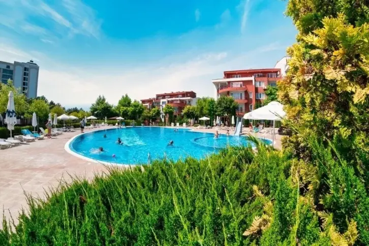 Appartement à Slantchev Briag, Bulgarie, 73 m² - image 1