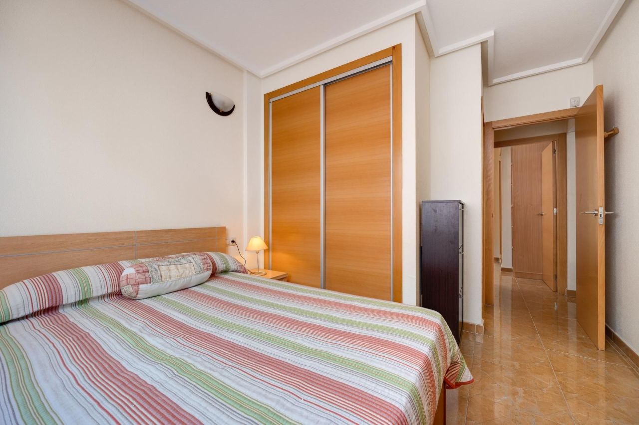 Flat in Torrevieja, Spain, 64 m² - picture 13