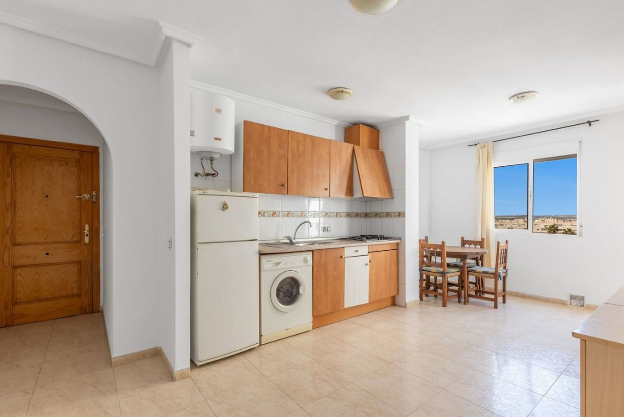 Appartement à Torrevieja, Espagne, 58 m² - image 1